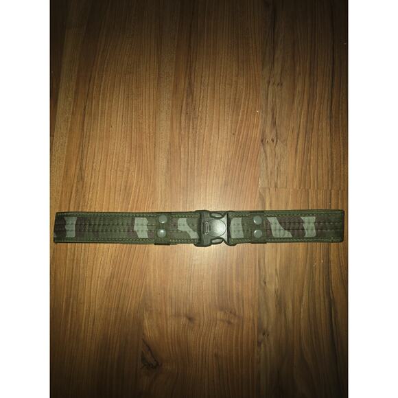 Men's Tactical Belt, 1.5 Inches Heavy Duty Military Style Buckle Belt Camouflage - Picture 2 of 7